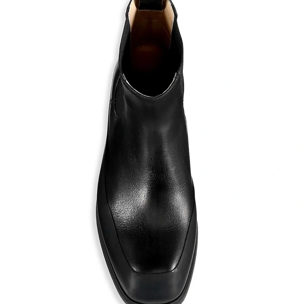 ❌SOLD❌ The Row
Garden Leather Short Boots 38 - Picture 6 of 17